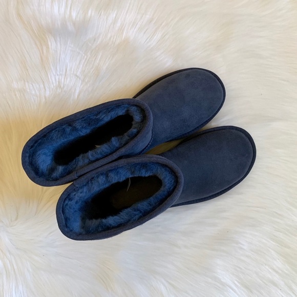 UGG Navy Classic Short II Boots - Picture 5 of 8